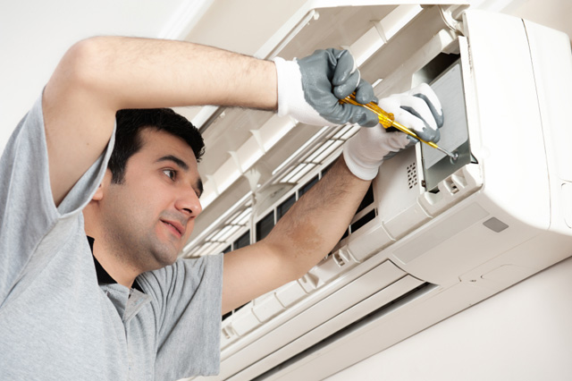 AC Service and Maintenance in Dubai