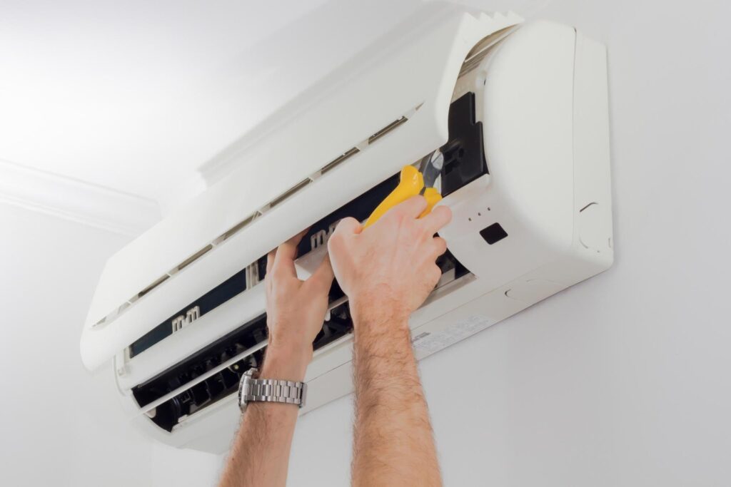 Smart AC Maintenance Near Me in Dubai