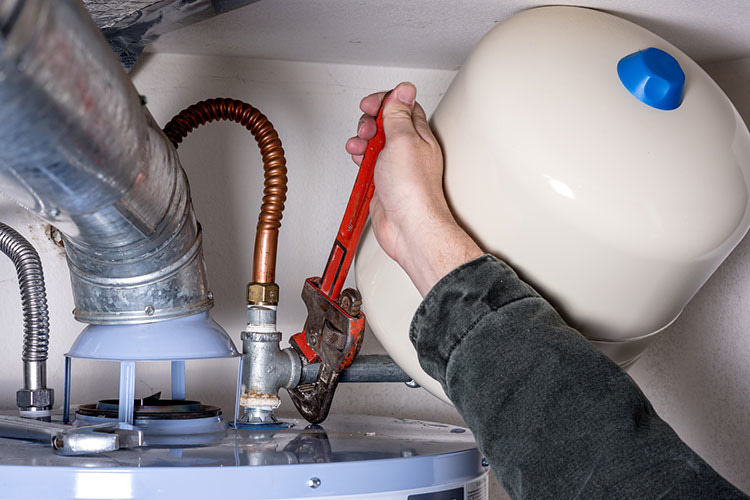 Residential water heater repair by Leading Technicals