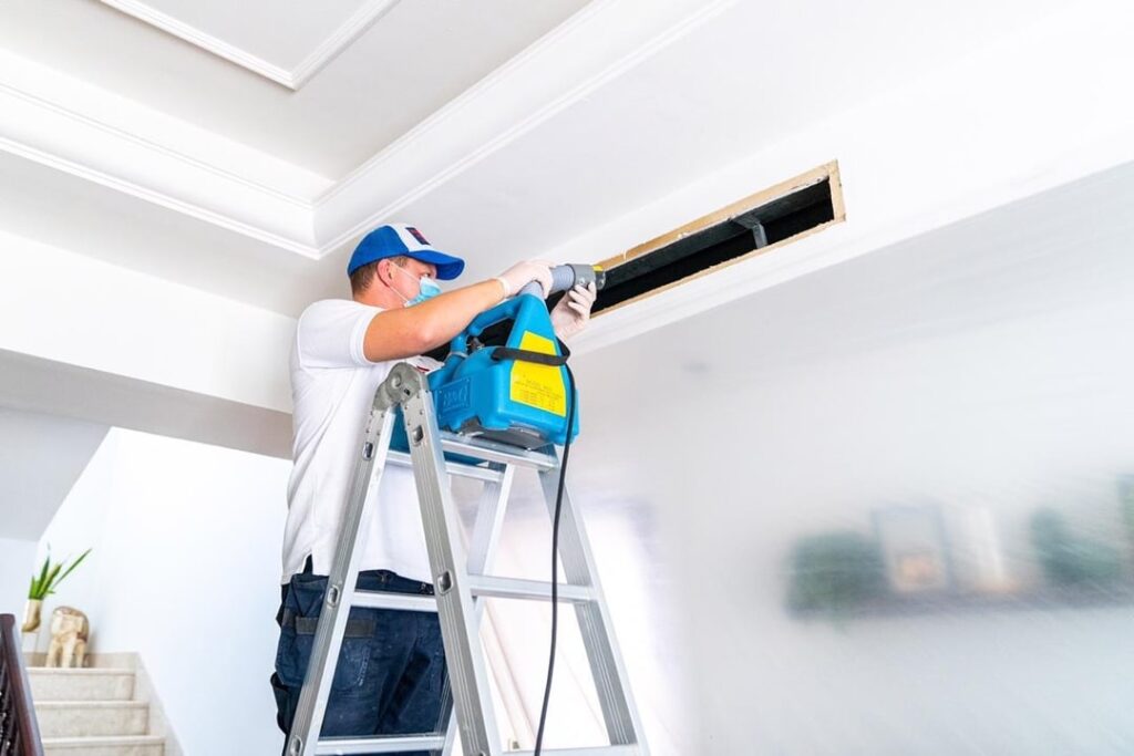 Professional ac cleaning service by Leading Technicals